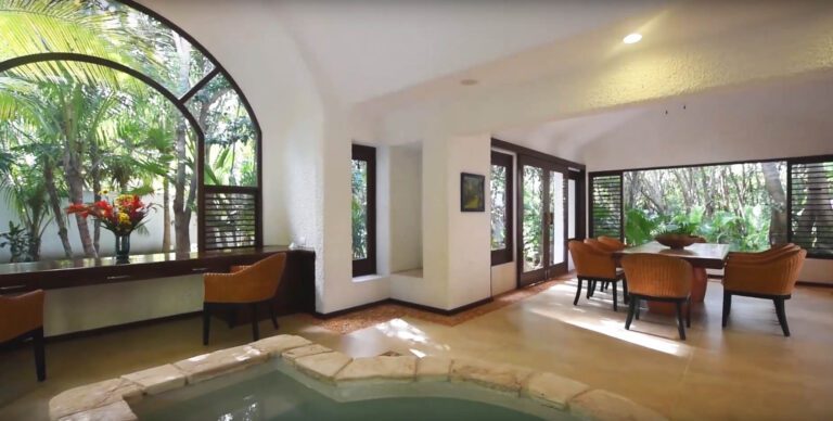 Four Luxury Jungle Villas 5